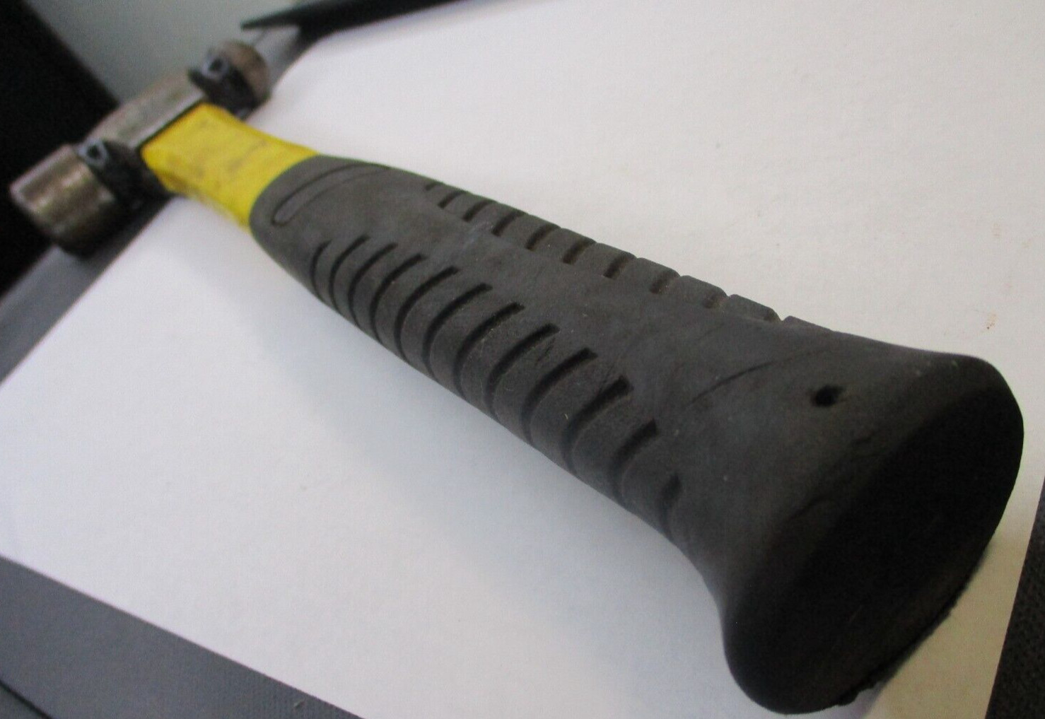 Matco BPH16FG Ball Peen Yellow Fiberglass Handle Hammer