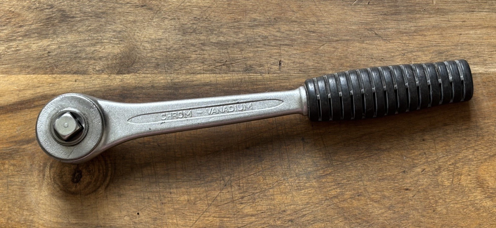 HEYCO 50-01 – Push / Removable / reversible 1/2” drive Ratchet. Quality German