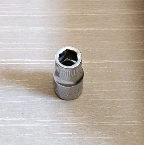 Craftsman USA 6mm Socket 6 Point 1/4″ G 43502 (Top Knurl)