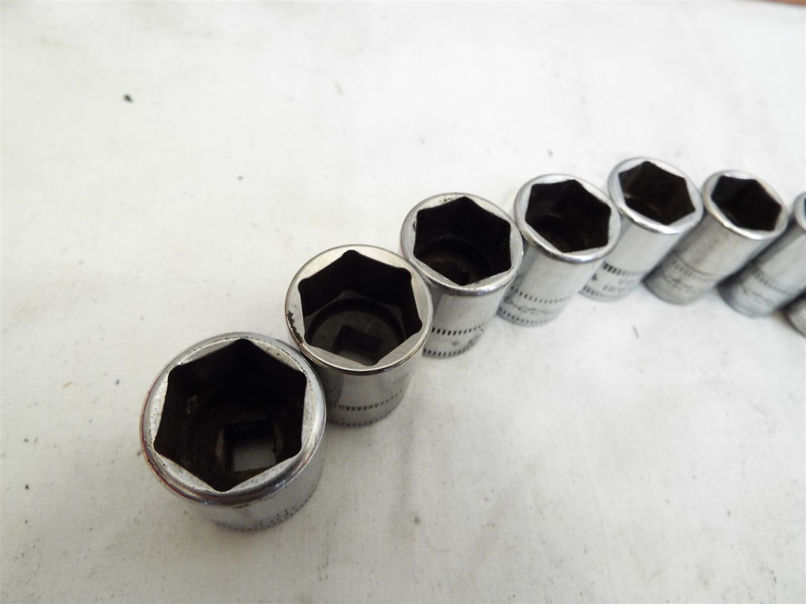 Clean Set 13 Snap-On 1/4″ 6-pt Metric Sockets Shallow/Standard Length 4-15mm