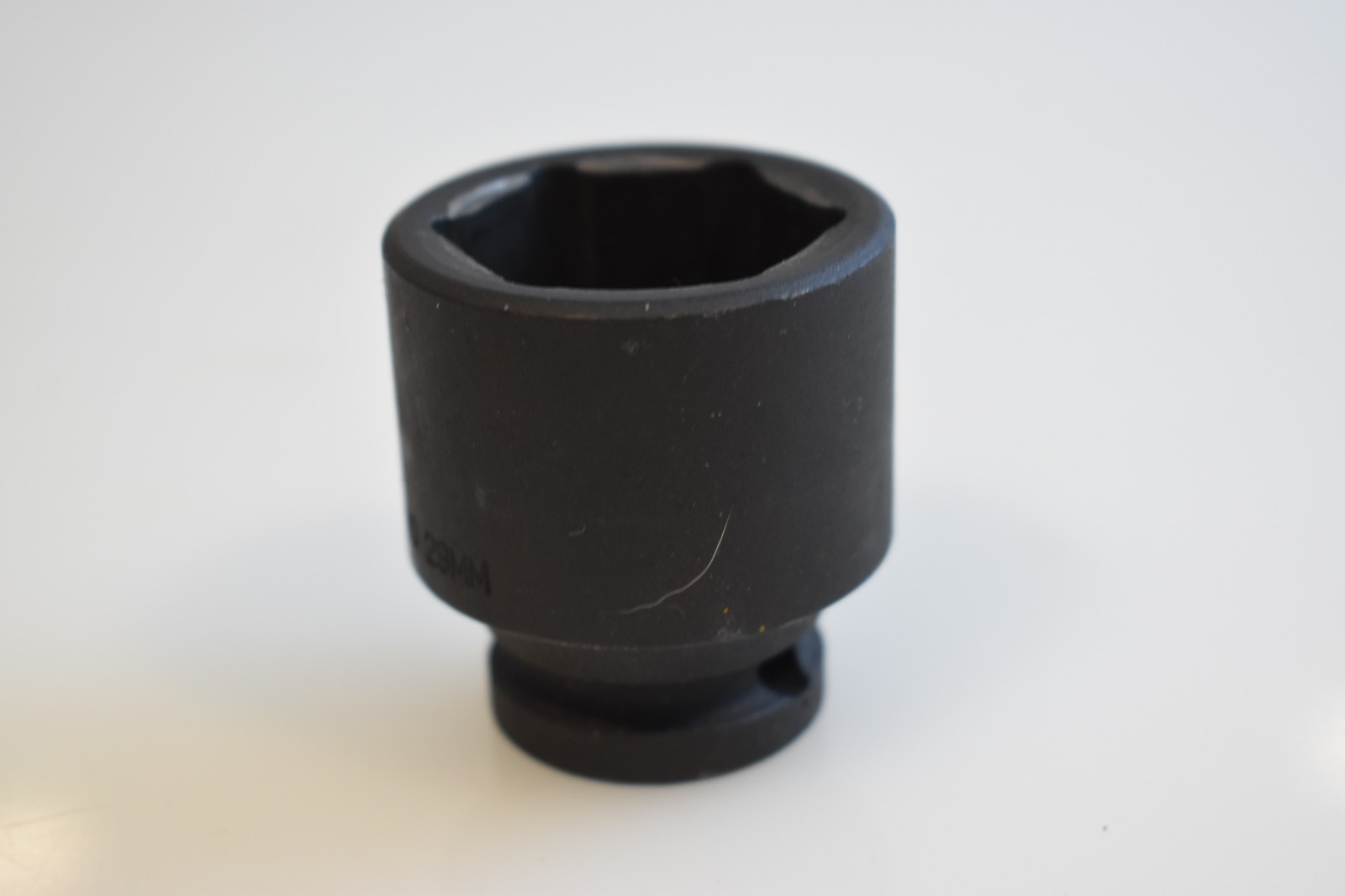 Expert (Mac) Tools E040608 29mm Metric Shallow Impact Socket 1/2″ Drive 6 Point