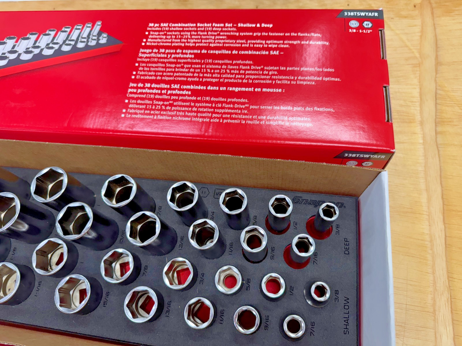 Snap-on Tools NEW RED 84pc 1/2″ Drive 6pt Metric + SAE Master Socket Foam Sets
