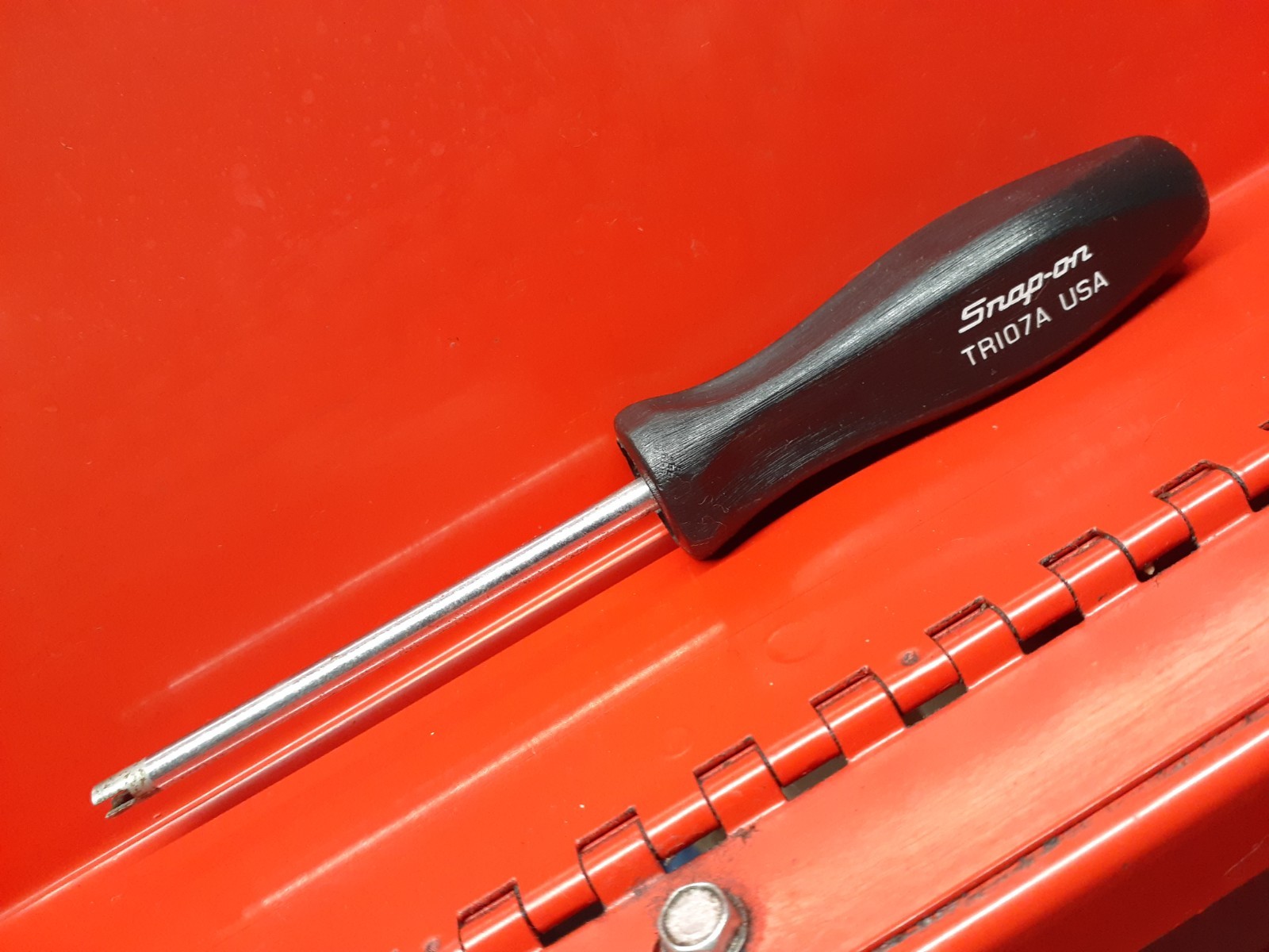 snap on tr107a valve core tool