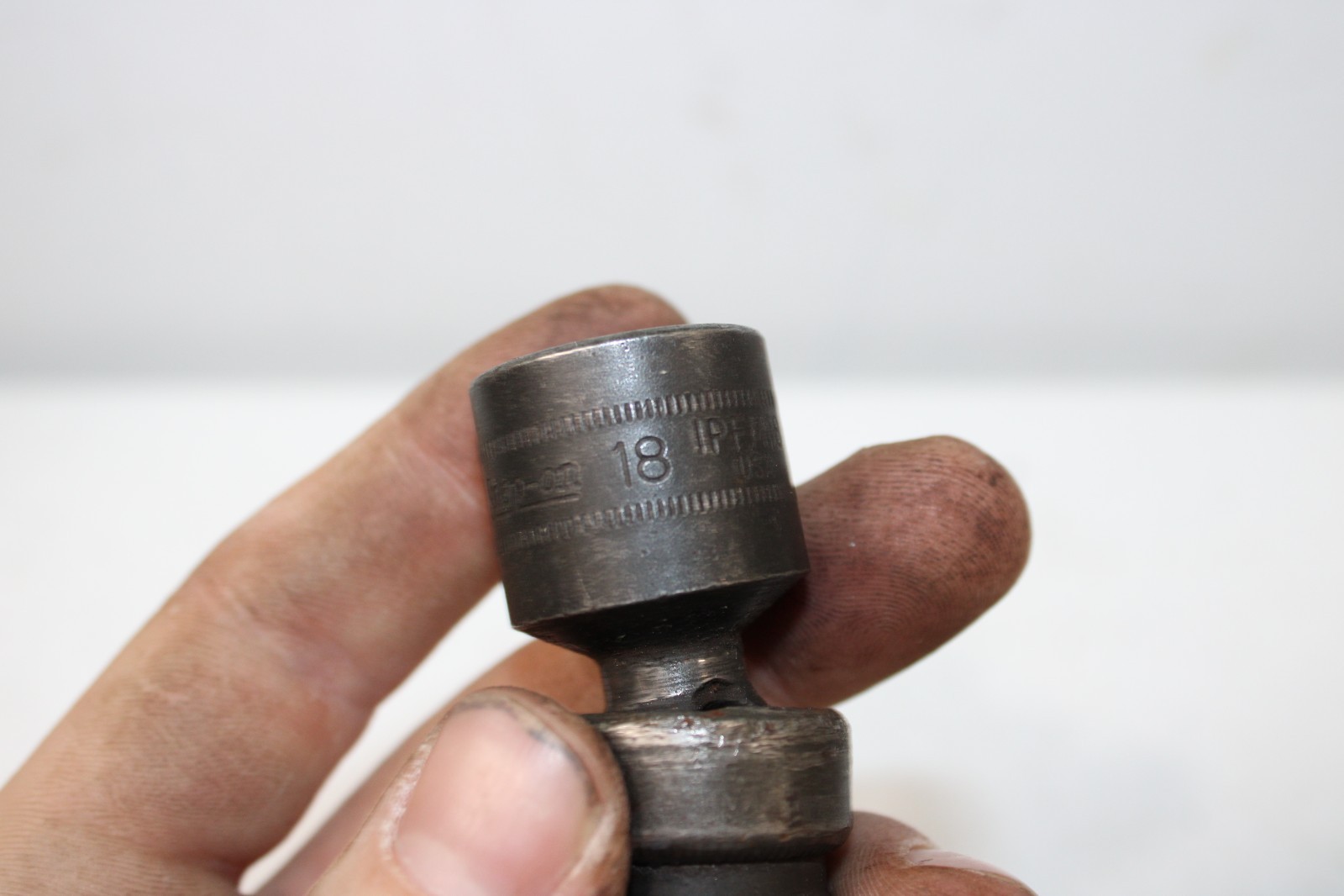 Snap on 6 pc 3/8” Drive 6-Point Metric Shallow Impact Swivel Socket Set 10mm-18m