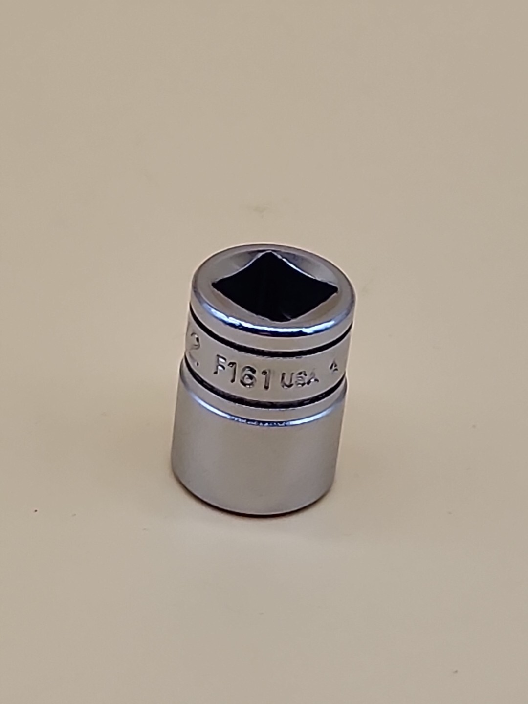 Snap-on Tools F-161 1/2” SAE Chrome 3/8″ Dr. 12-Pt. Chrome Socket USA