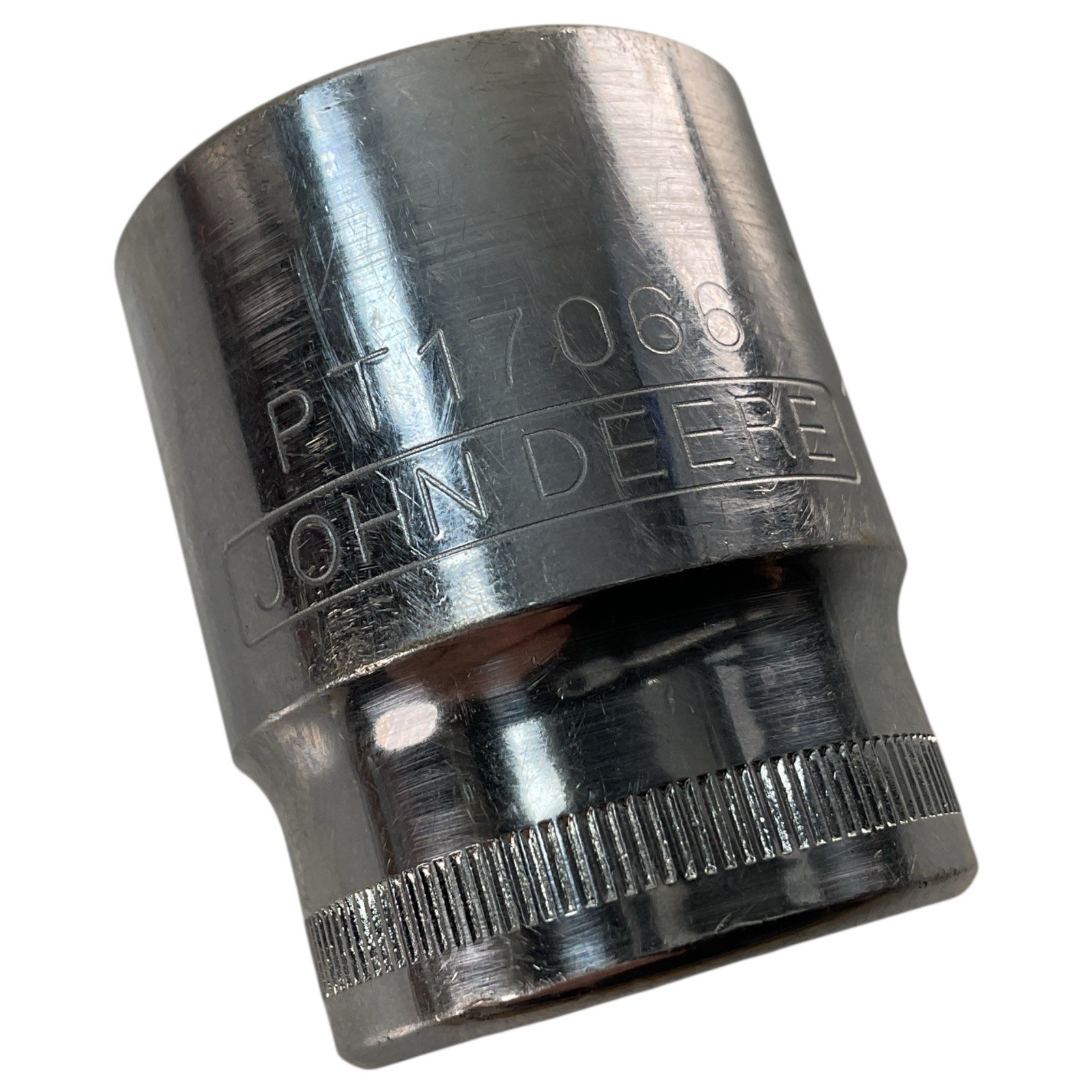 John Deere Socket PT17066 15/16″ SAE 1/2″ Drive 12Point Chrome Above Average