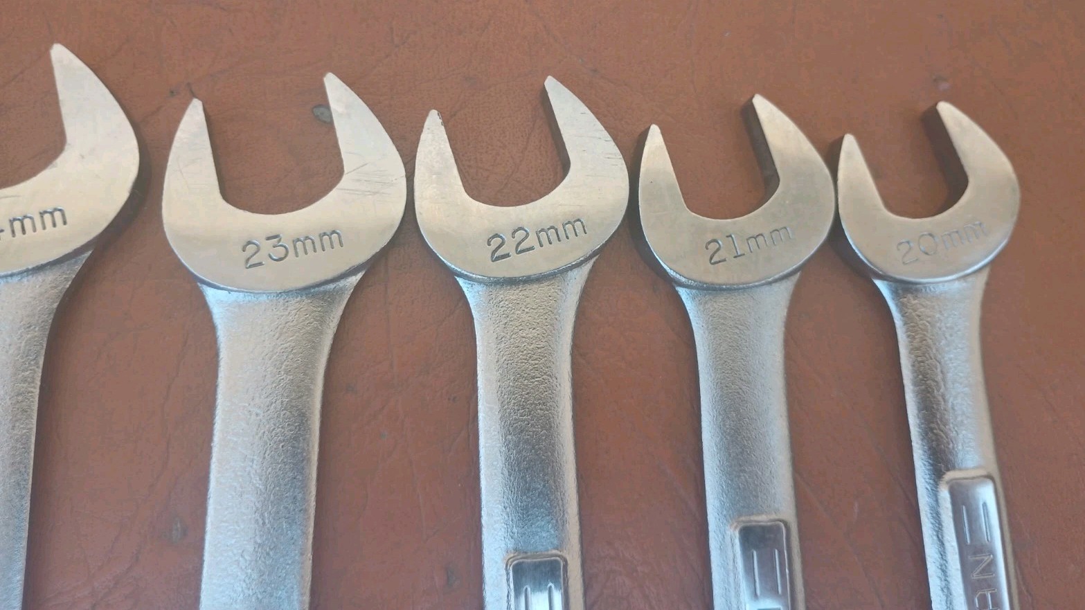 Craftsman USA 7pc -VA- 20mm to 26mm Large Metric (Rare) Combination Wrench Set