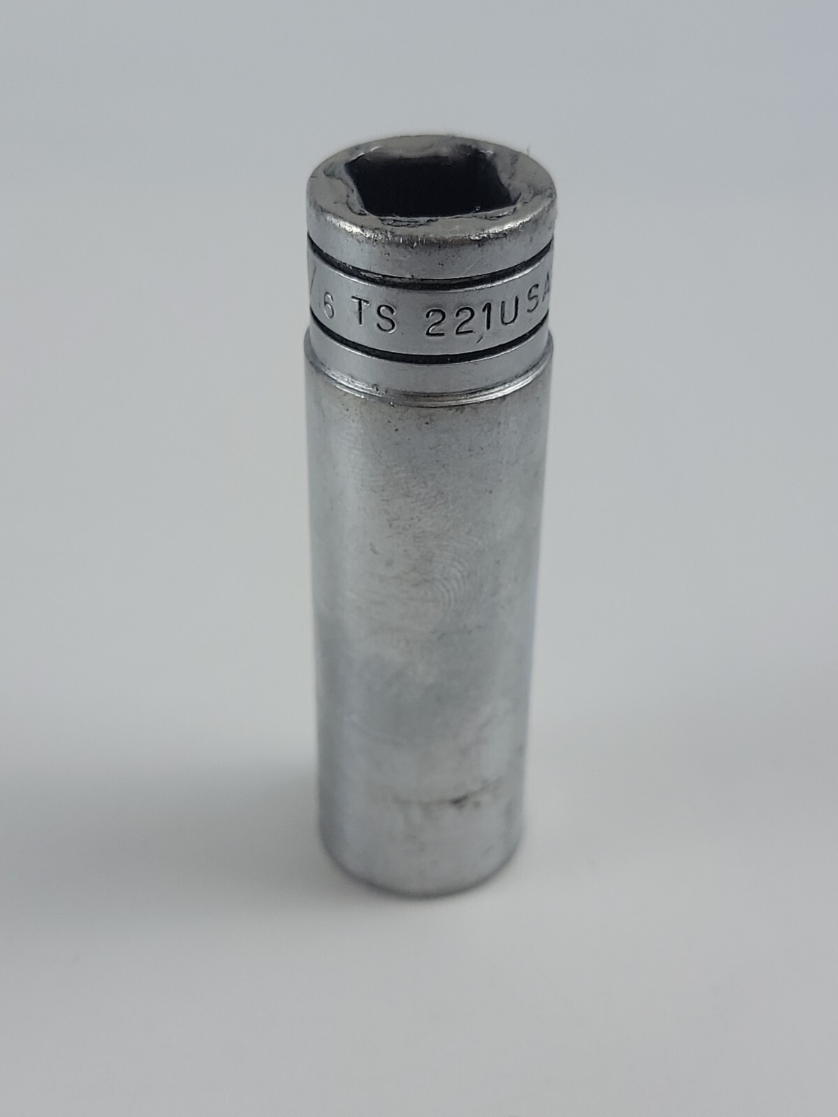 Snap On Tools TS221 11/16″ SAE Flank Drive Deep Socket 1/2″ Drive 6 point USA
