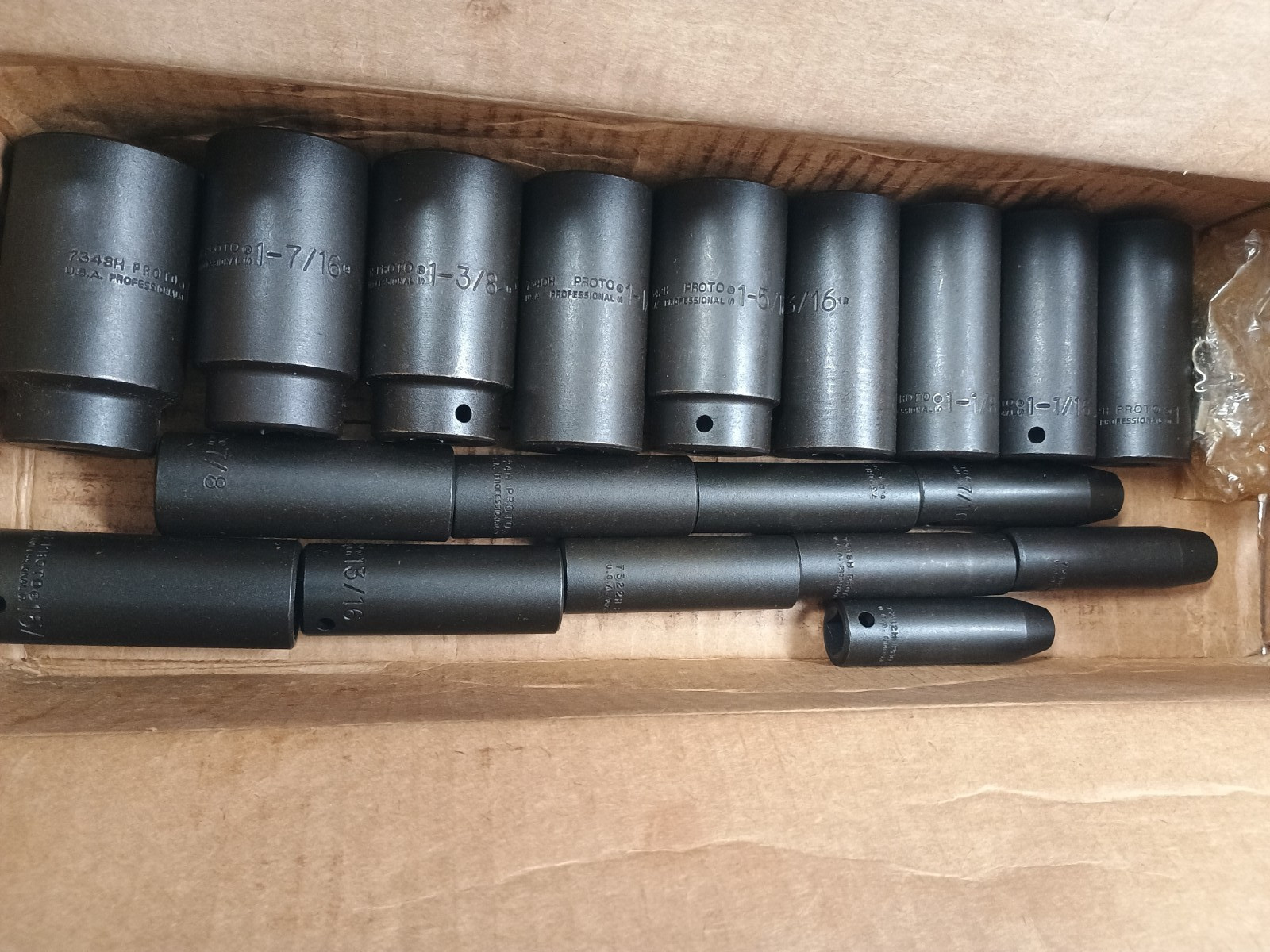 Proto USA 19 pc 1/2″ Drive 3/8″ to 1-1/2″ Impact 6 Point Deep Well Socket Set