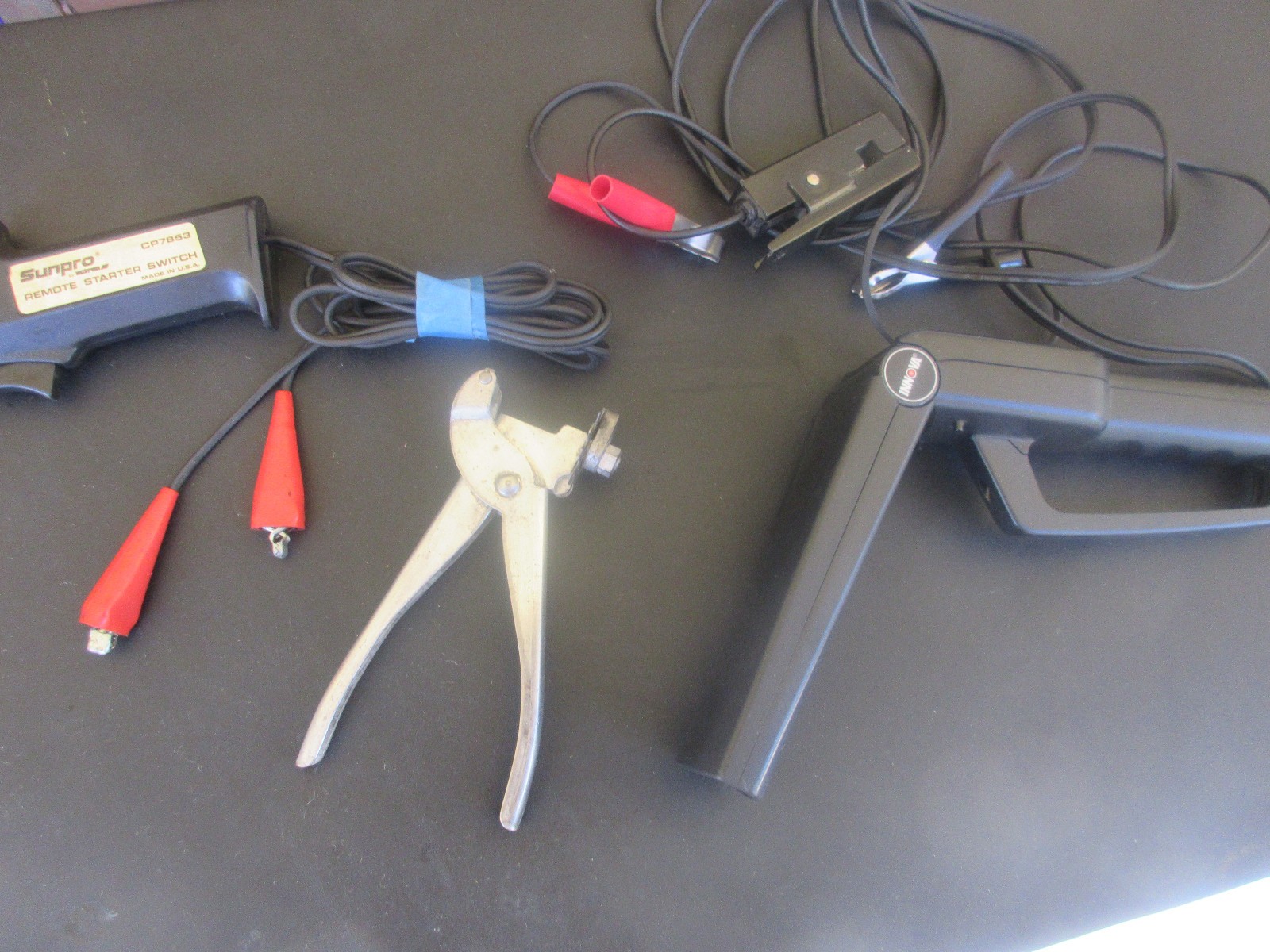 SNAP-ON CF-71 PLUG GAPPER-SUNPRO CP7853 REMOTE STARTER-INNOVA 3551 TIMING LIGHT.