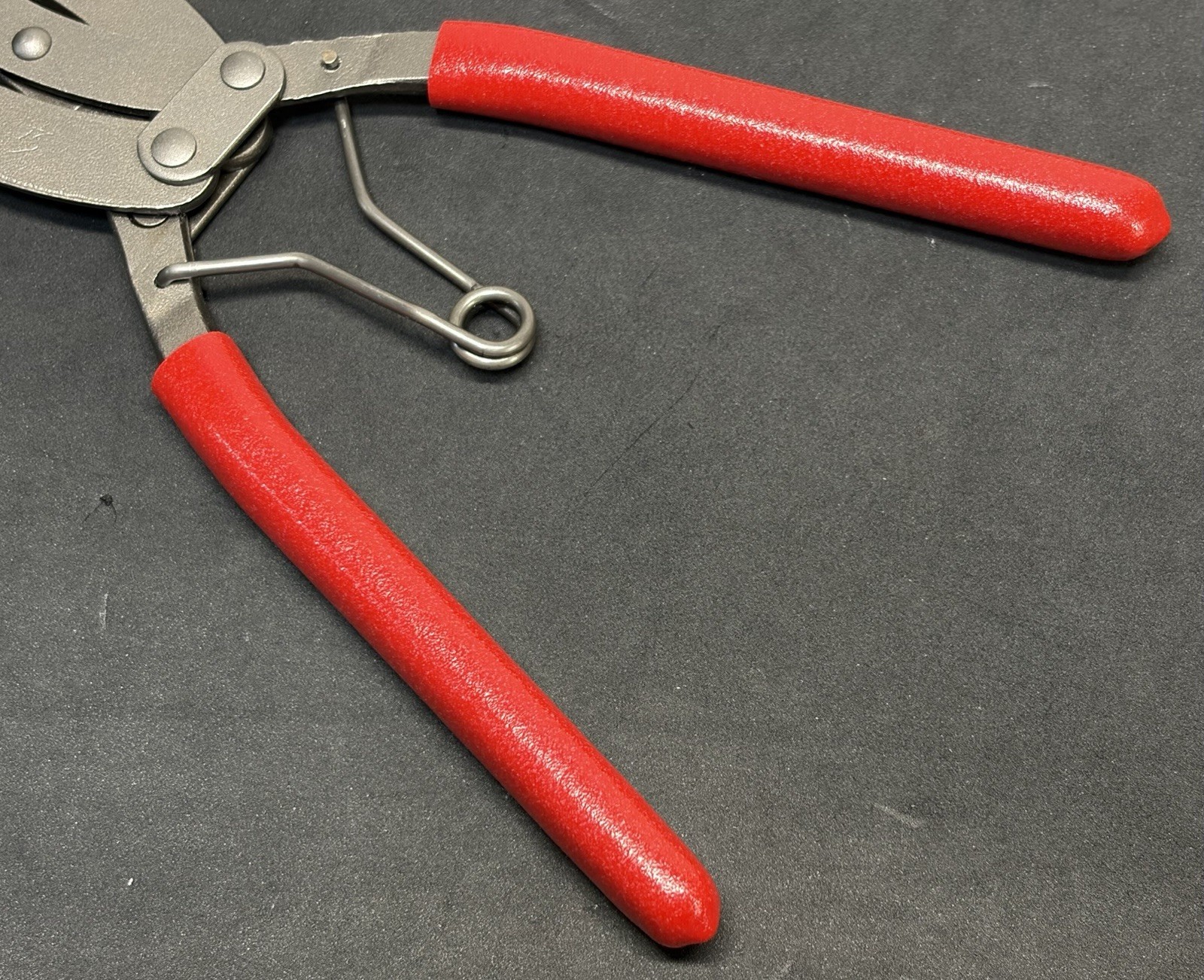 Snap-on High-Leverage RED Soft Grip Transmission Snap Ring Pliers SRP5C