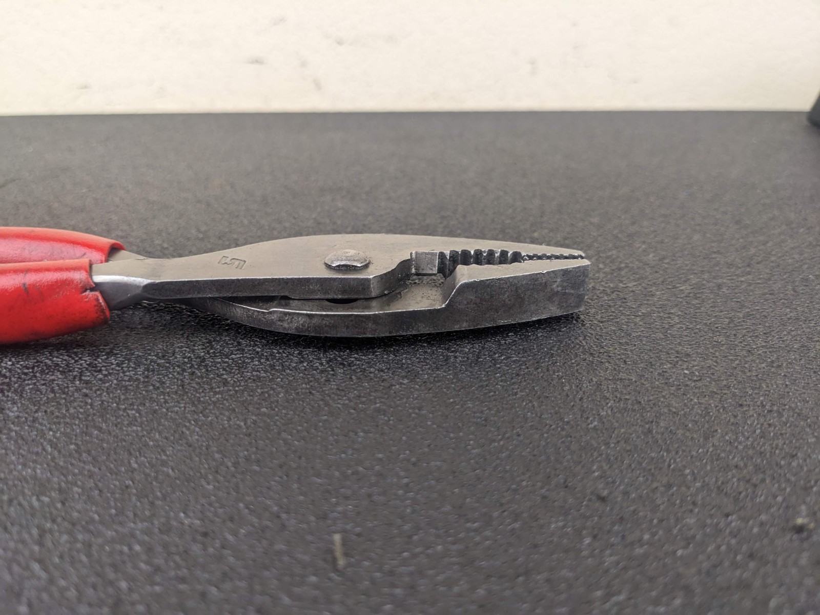 #bl082 Snap on 137ACF RED Handled Slip Joint 8” Pliers
