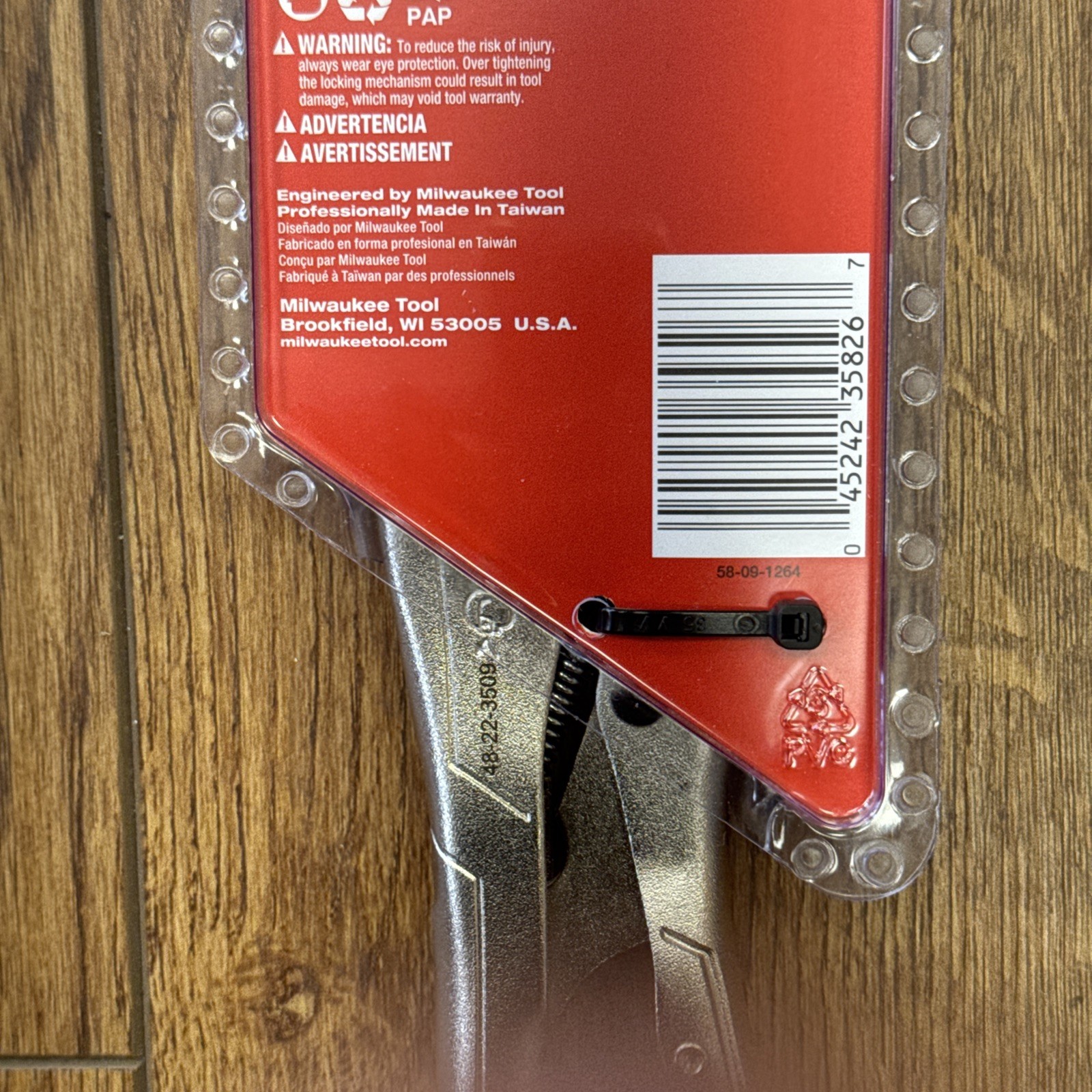 Milwaukee 48-22-3509 – 9″ Inch «Torque Lock» Long Nose Locking Pliers