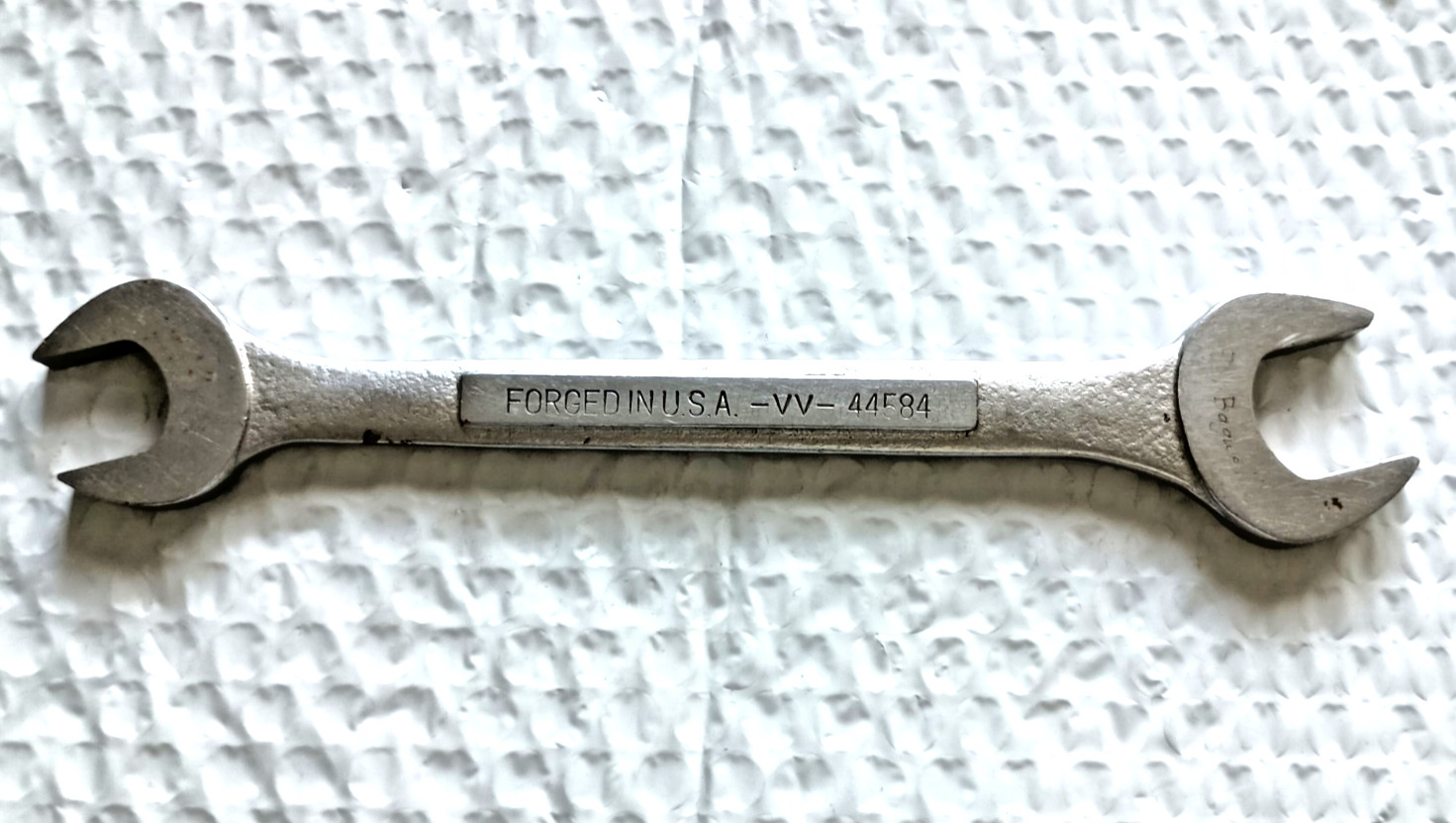 CRAFTSMAN TOOLS USA VV44584, 3/4″x7/8″ DOUBLE OPEN-END WRENCH, 9.25″ LONG.