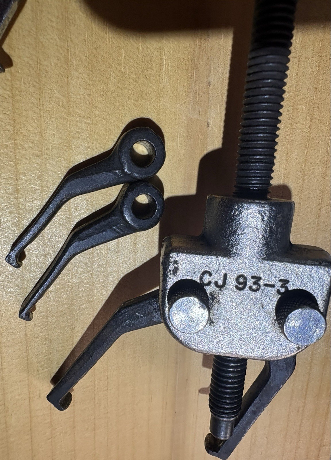 Snap On Tools USA Slide Hammer Bearing Puller Set CJ125-6 CJ93-1 CJ-93-4 + Jaws