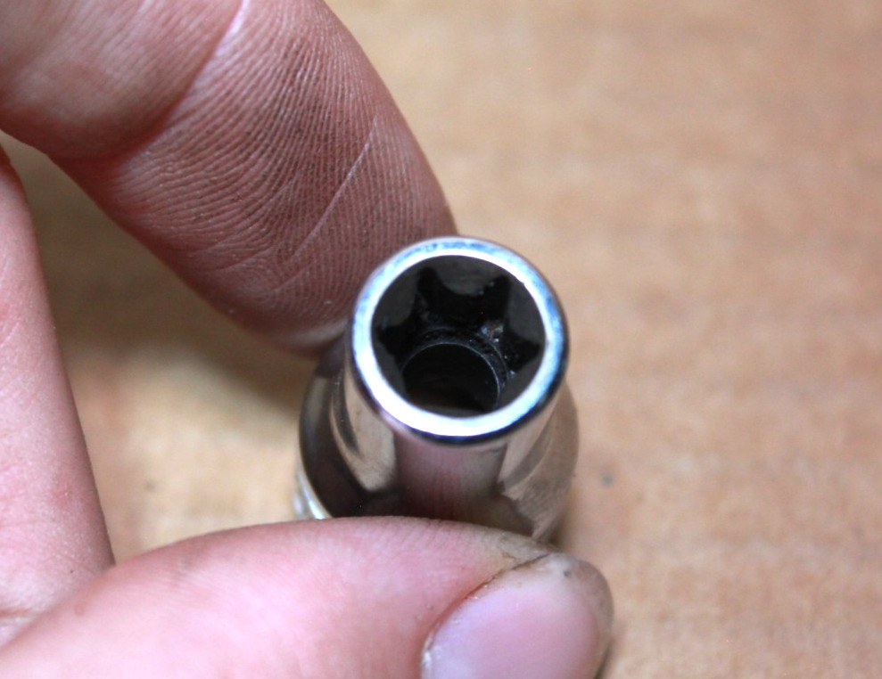 Snap On FLE100A 3/8″ Drive E10 Inverted Torx Socket MADE IN USA