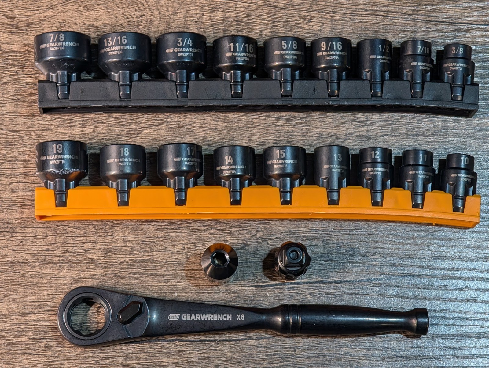 GearWrench 21-Piece 3/8″ Pass-Thru Ratchet & Socket Set (GWX6PT25)