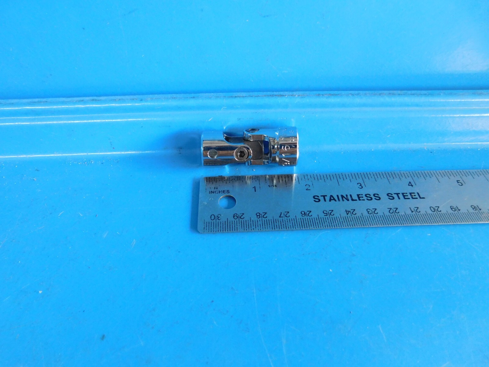 USED,MAC TOOLS » 9/16 » 3/8 IN. DR. UNIVERSAL SOCKET, PART #XU186