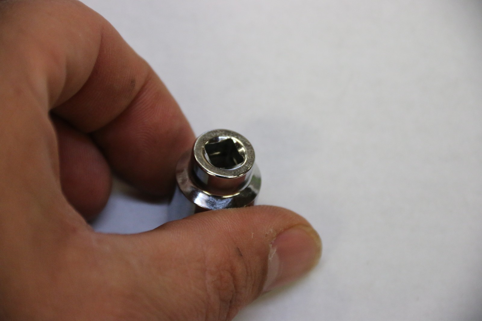 Mac Tools USA 1/4″ Drive 9/16″ 6PT Shallow Chrome Socket M186