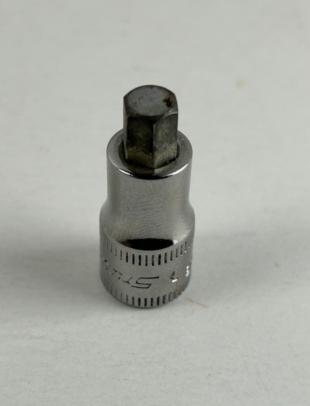 Snap-On Tools 1/4″ Drive 6mm Short Stubby Hex Bit Socket Driver TMAMXS6E USA