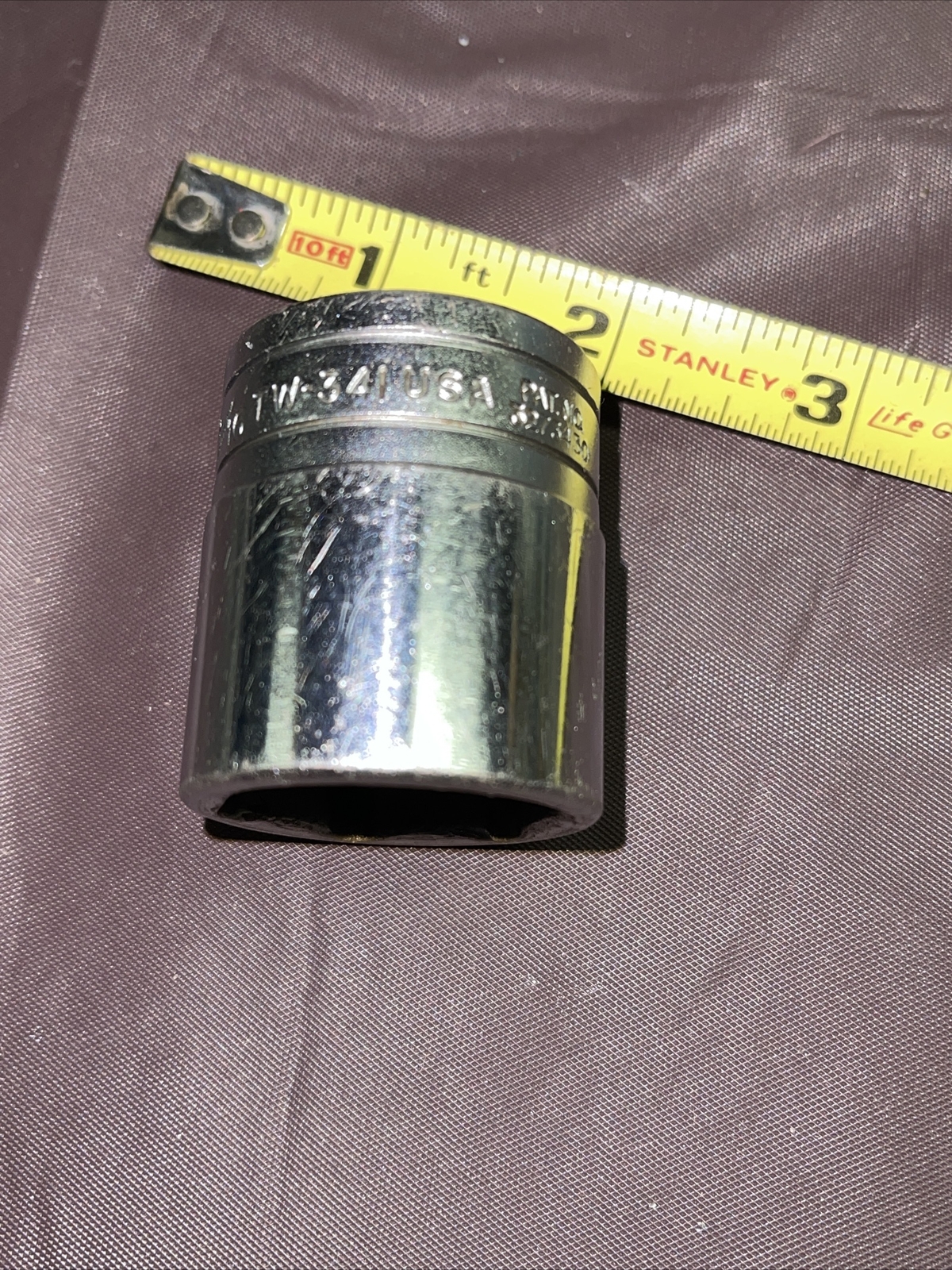 Snap-on Tools USA TW-341 1-1/16 in SAE 1/2” Drive 6 point Vintage socket