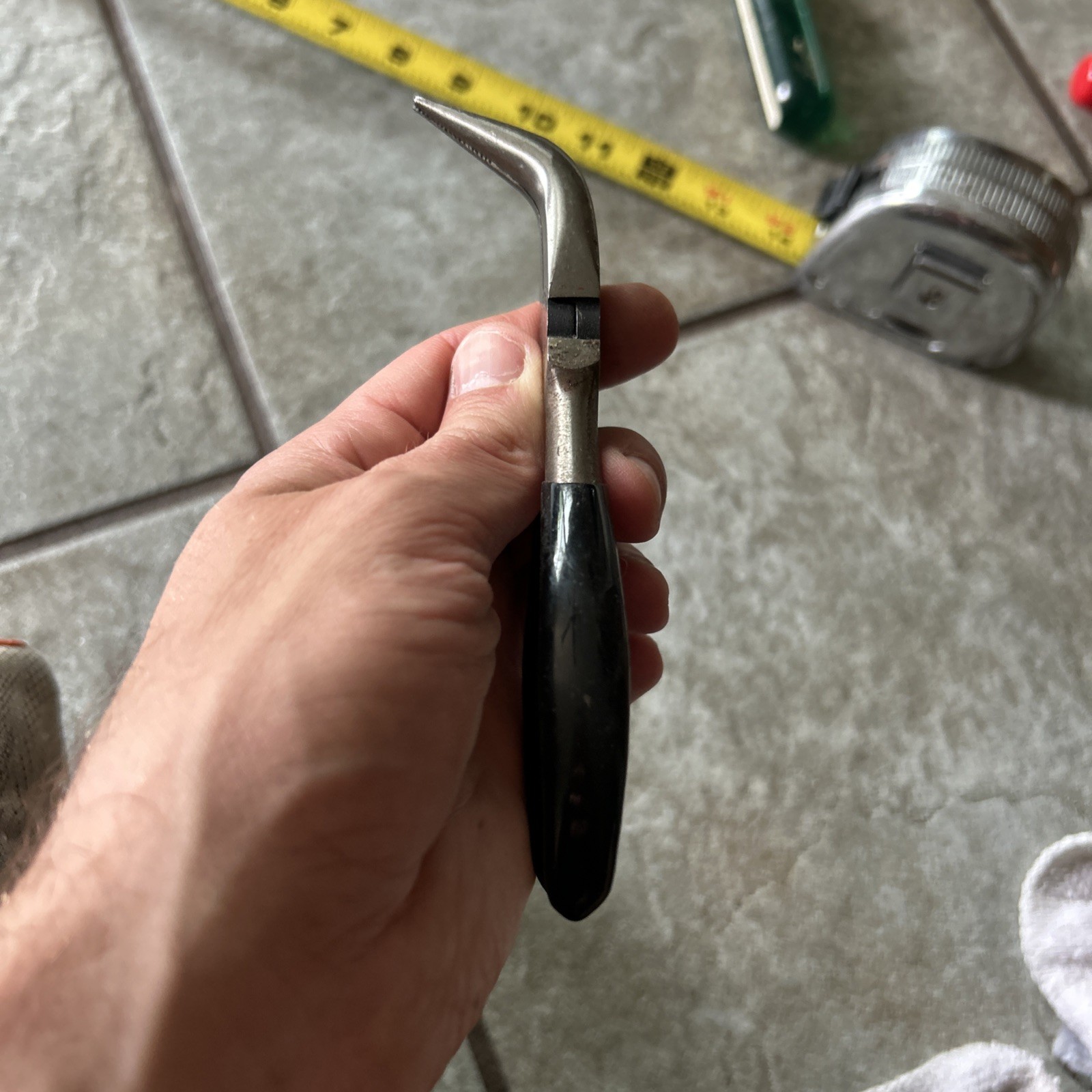 Craftsman Tools USA «C» Stamp 5.5″ Long Black Grip Bent Needle Nose Pliers