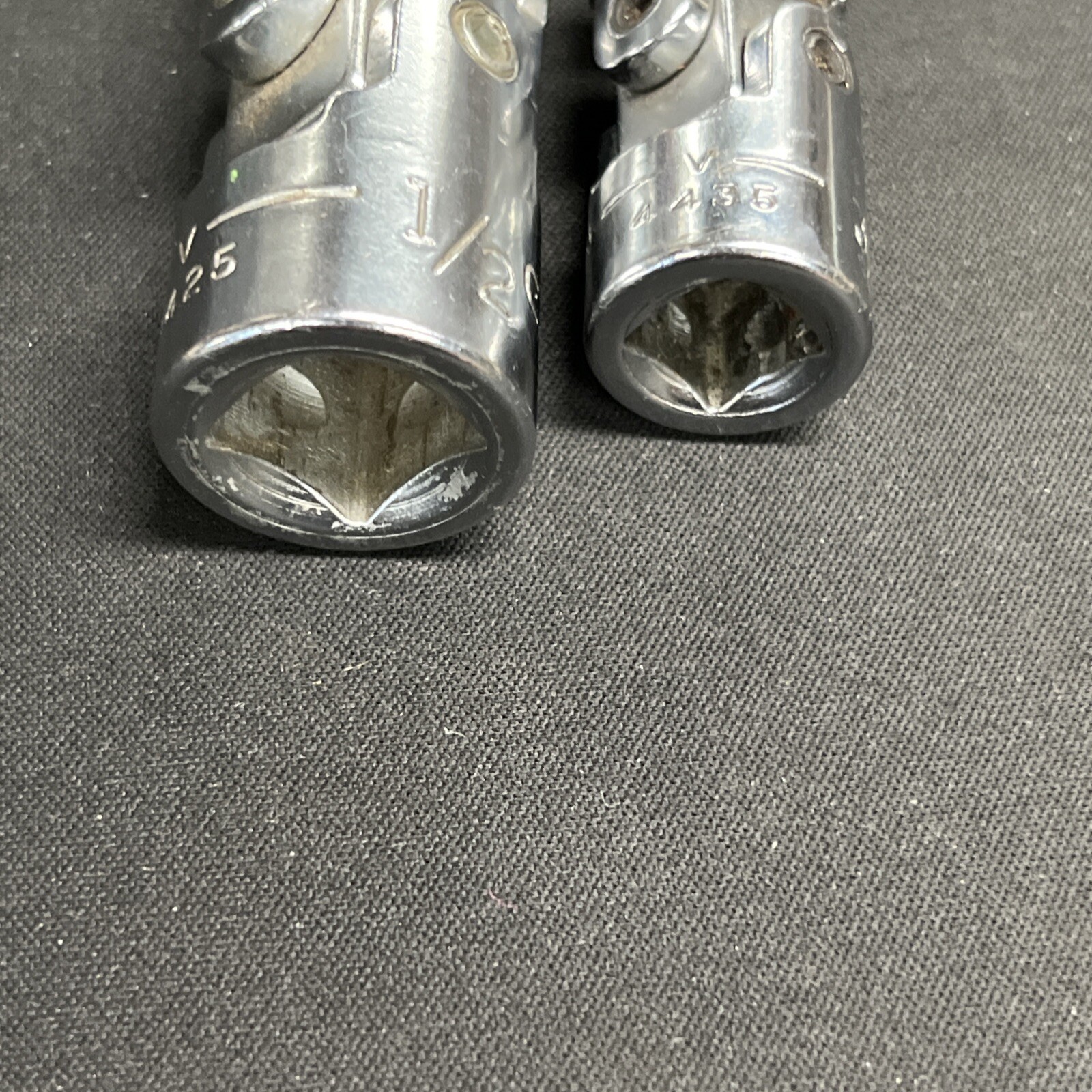 2 Craftsman Universal Joints V 1/2″ & 3/8″, 4435 & 4425