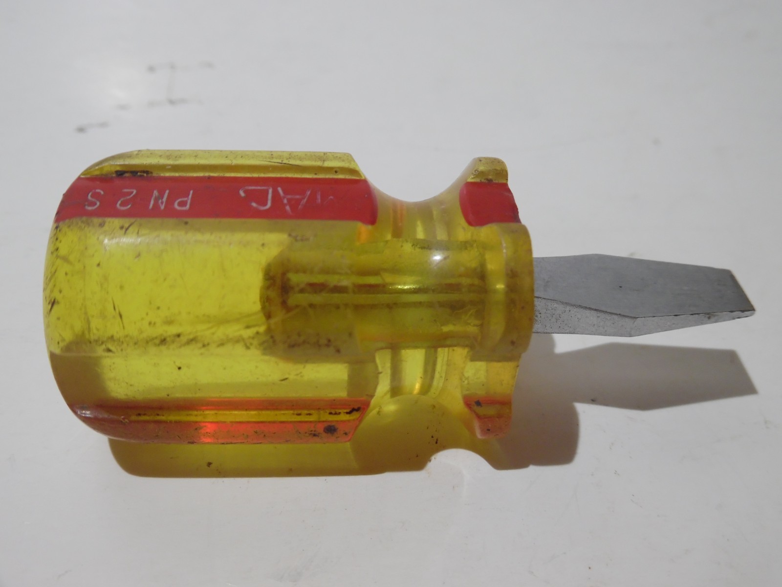 Mac Tools USA PN2S 5/16″ Flat Slotted Stubby Screwdriver Hard Plastic Handle