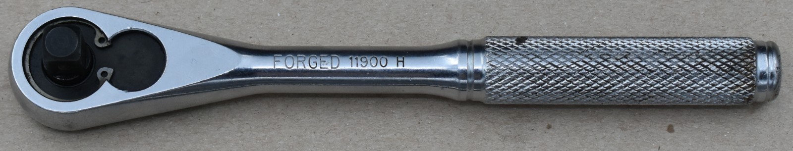 ALLEN TOOLS USA 11900 H, 3/8″ DRIVE KNURLED HANDLE CHROME RATCHET