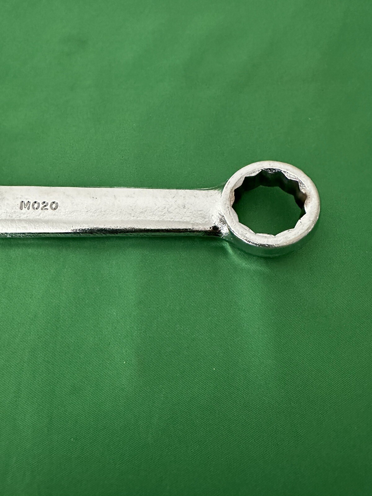 GRAY Canada 20mm 12 Point Combination Wrench Tool M020