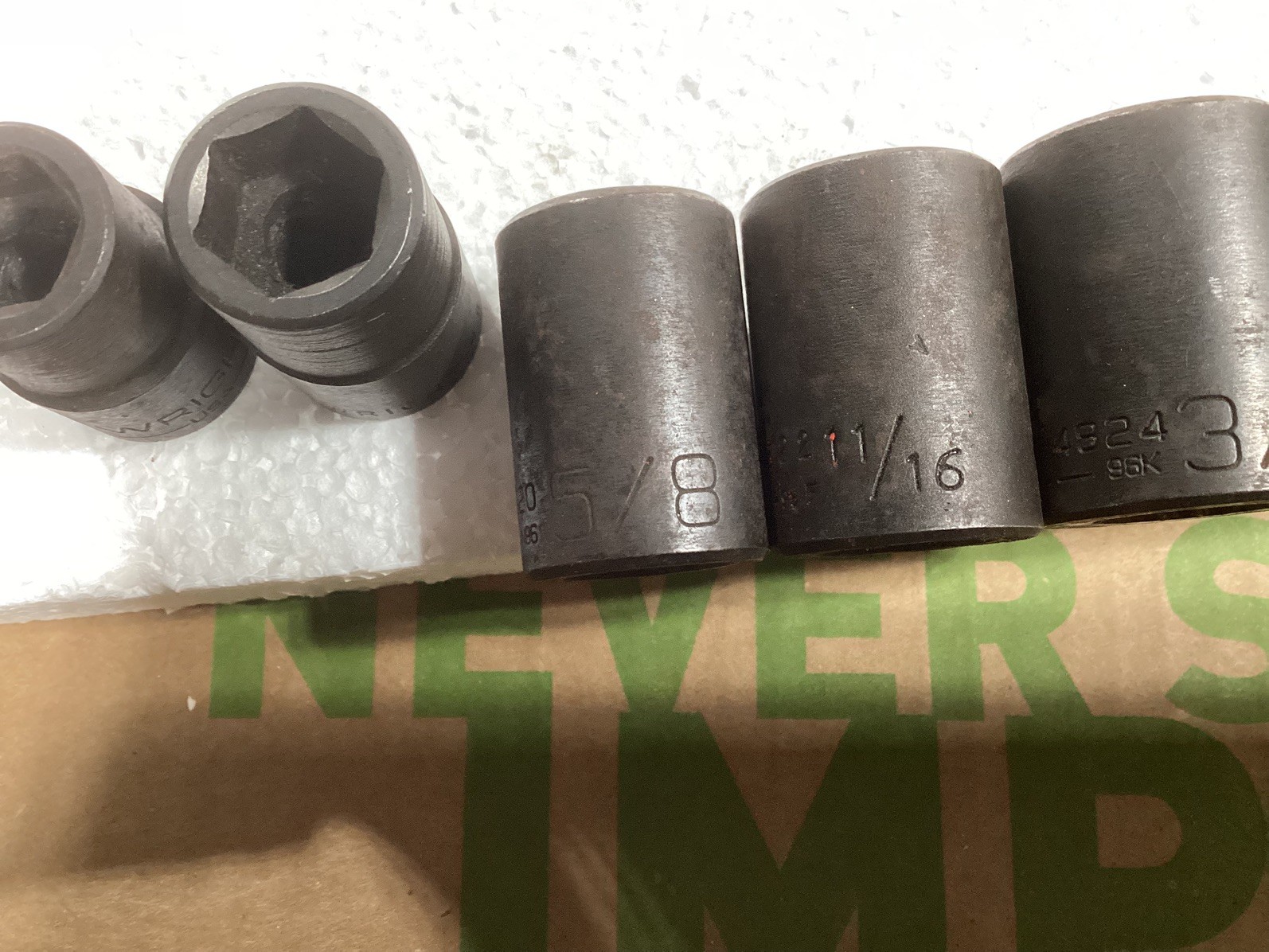 WRIGHT Tools 1/2″ Drive SAE Impact Socket Set 1/2 – 1 1/16 Tray 9 sockets