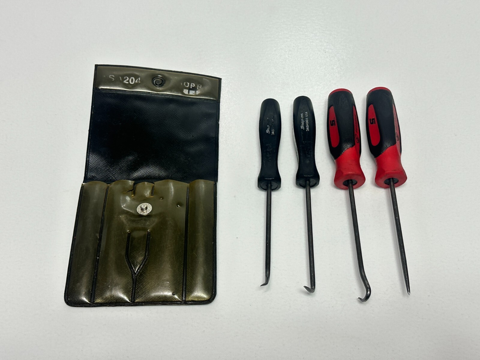 Snap On Tools USA 4pc Black Hard Handle / Red Soft Mini Pick Set w/Pouch ASA204