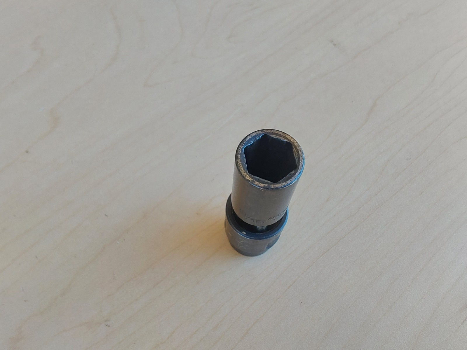 Matco USA 9/16″ Pinless Deep Swivel Universal Impact Socket 3/8″ Dr 6Pt BDUP186B