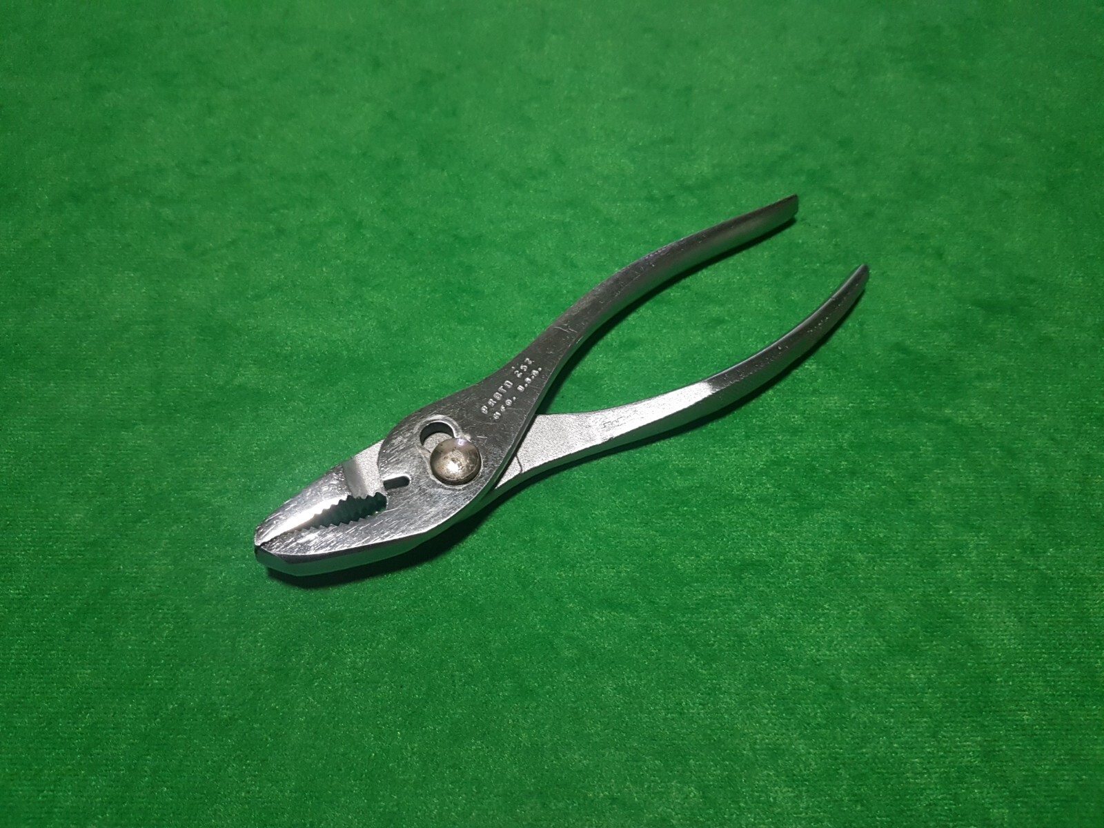 Proto 257 7″ slip joint telephone pliers with wire cutter made in USA FREE POST