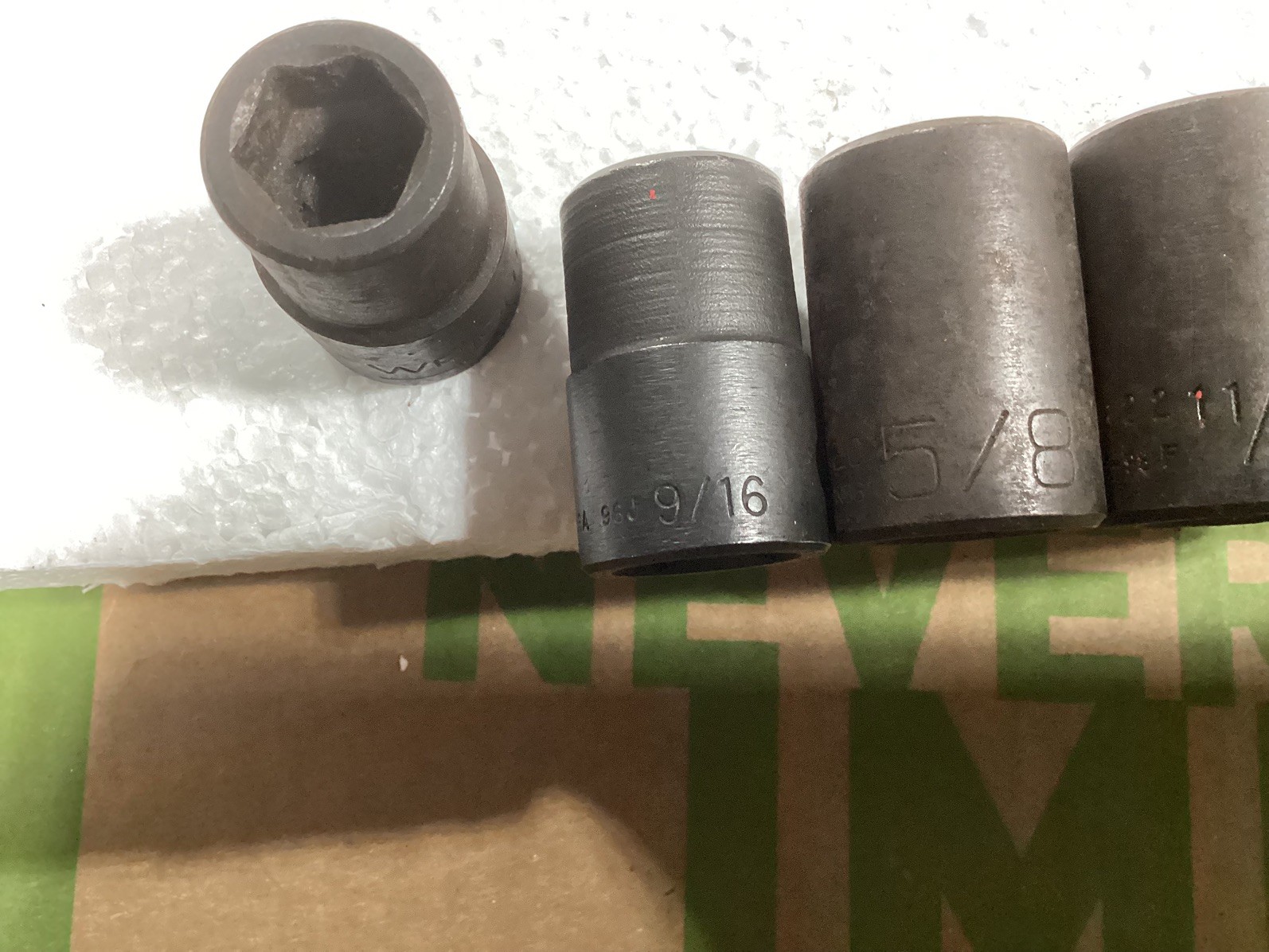 WRIGHT Tools 1/2″ Drive SAE Impact Socket Set 1/2 – 1 1/16 Tray 9 sockets