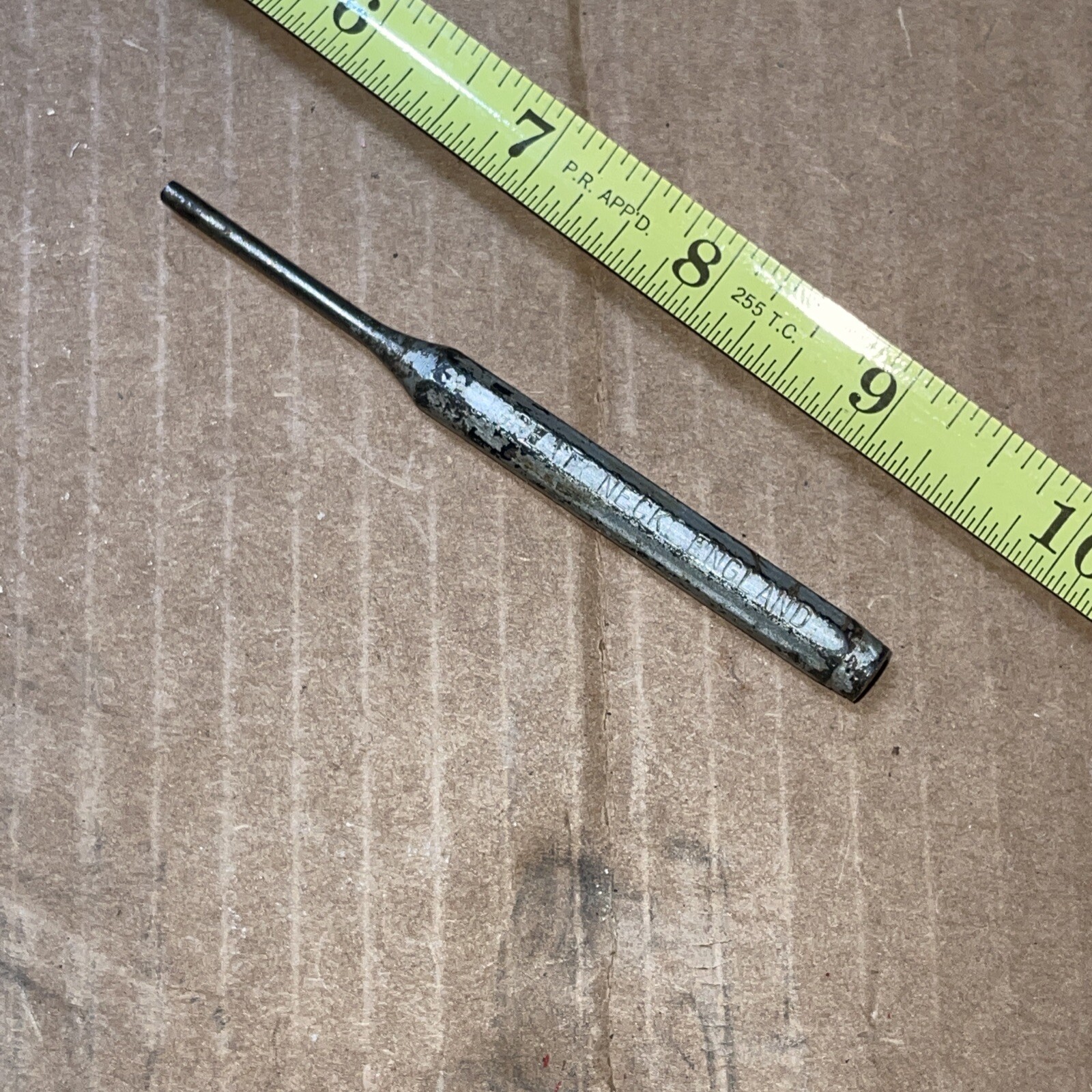 Vintage Great Neck England 4 X 1/8 center punch. 4 in long 1/8 in diameter tip