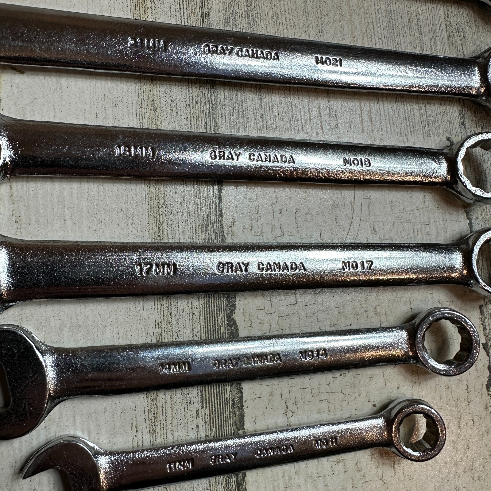 GRAY CANADA METRIC COMBINATION WRENCH SET 11MM – 32MM 12 POINT (12 WRENCHES)