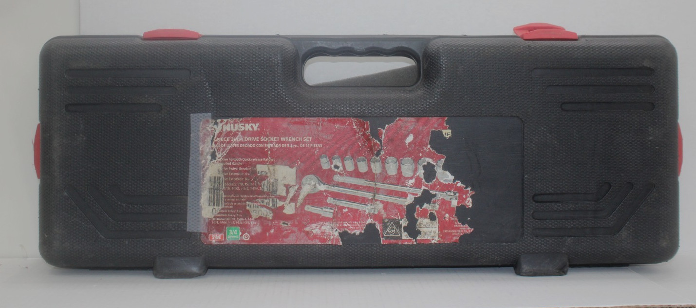 HUSKY 3/4Inch Drive Ratchet and SAE Socket Set 14 Piece.