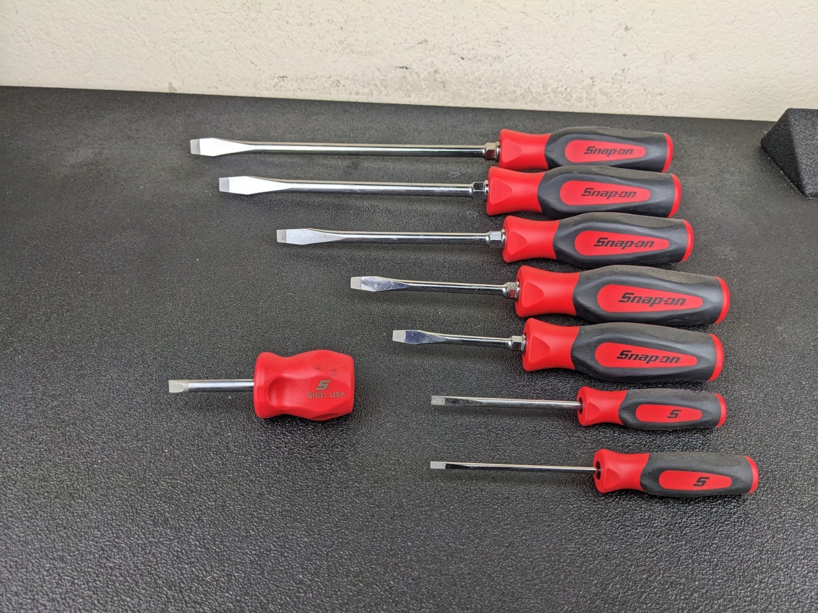 #bp421 Snap-On NEW Instinct Soft 16pc Screwdriver Set Pro-Fi Foam SGDX160BFR