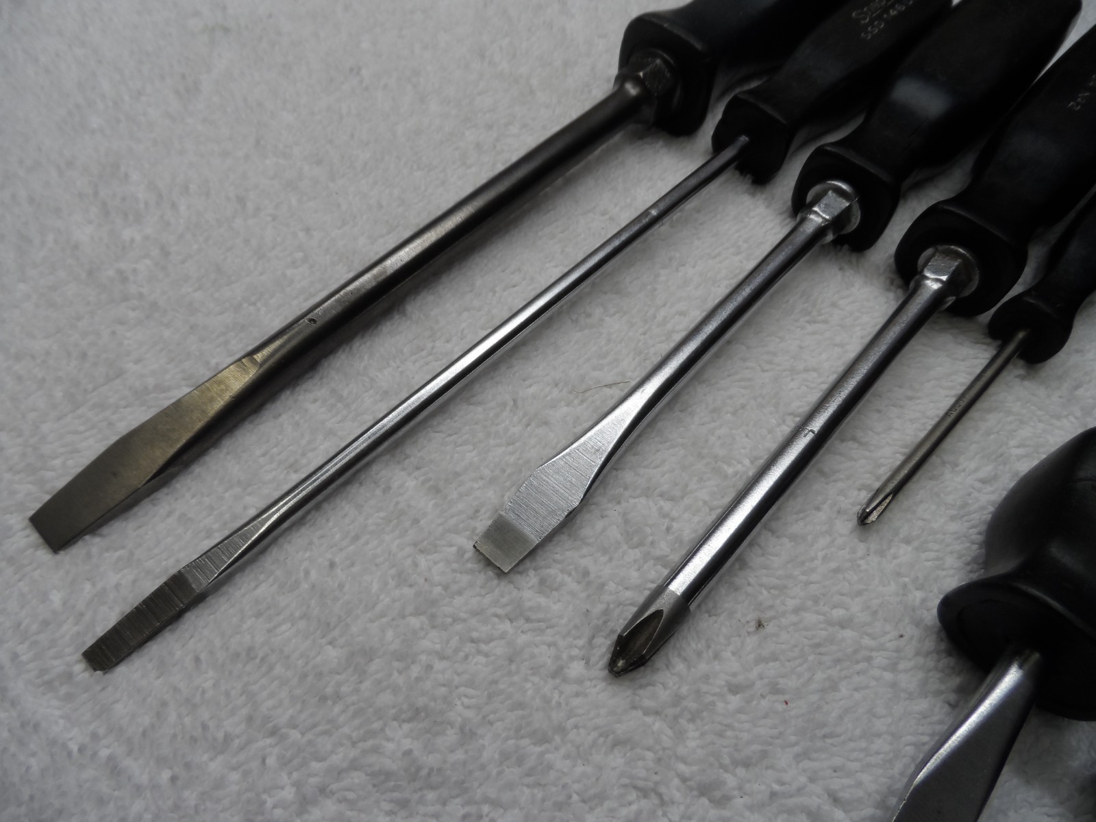 Snap-On 3 Phillips 6 Slotted Screwdriver Set. made in USA (Black) – 9 pcs