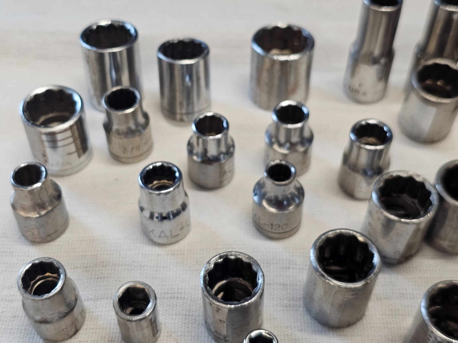 34 Kal 3/8″ 1/4″ Drive Sae Socket Set Ratchet 11/16 5/8 1/2 7/16 5/16 Japan USA