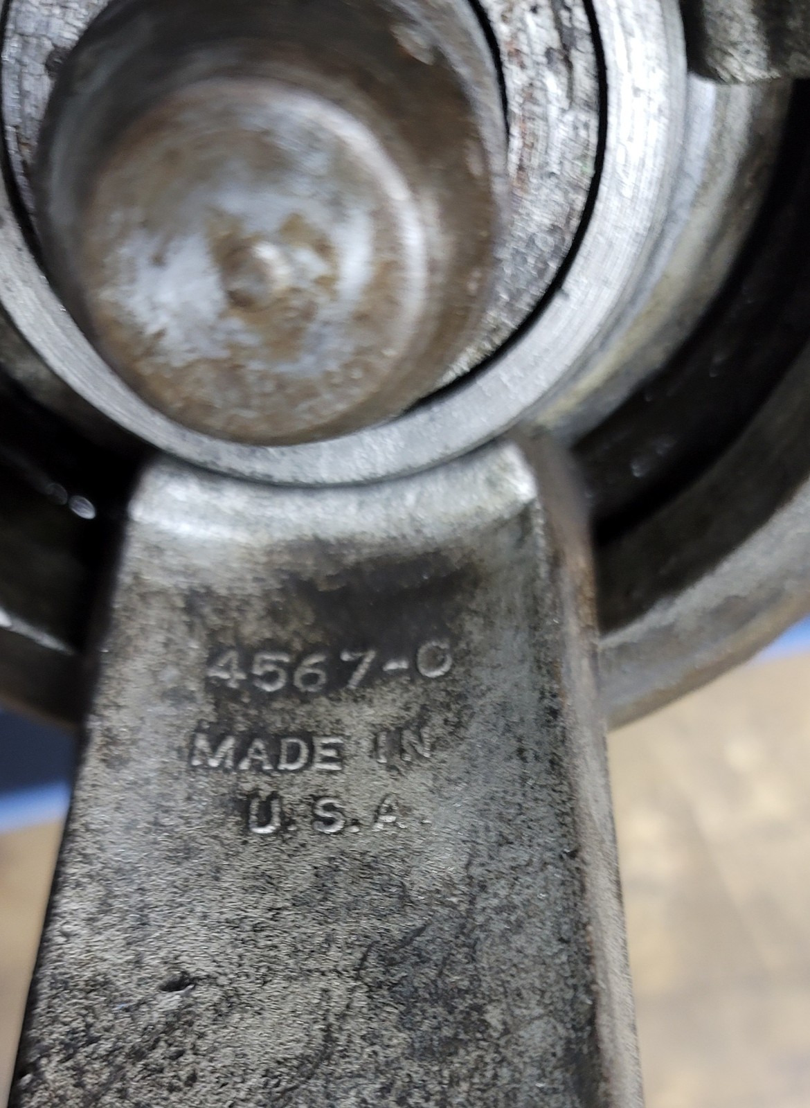 Vintage blue point Tool, 3 Jaw Leg Hub Wheel Puller Extremely Heavy Duty USA