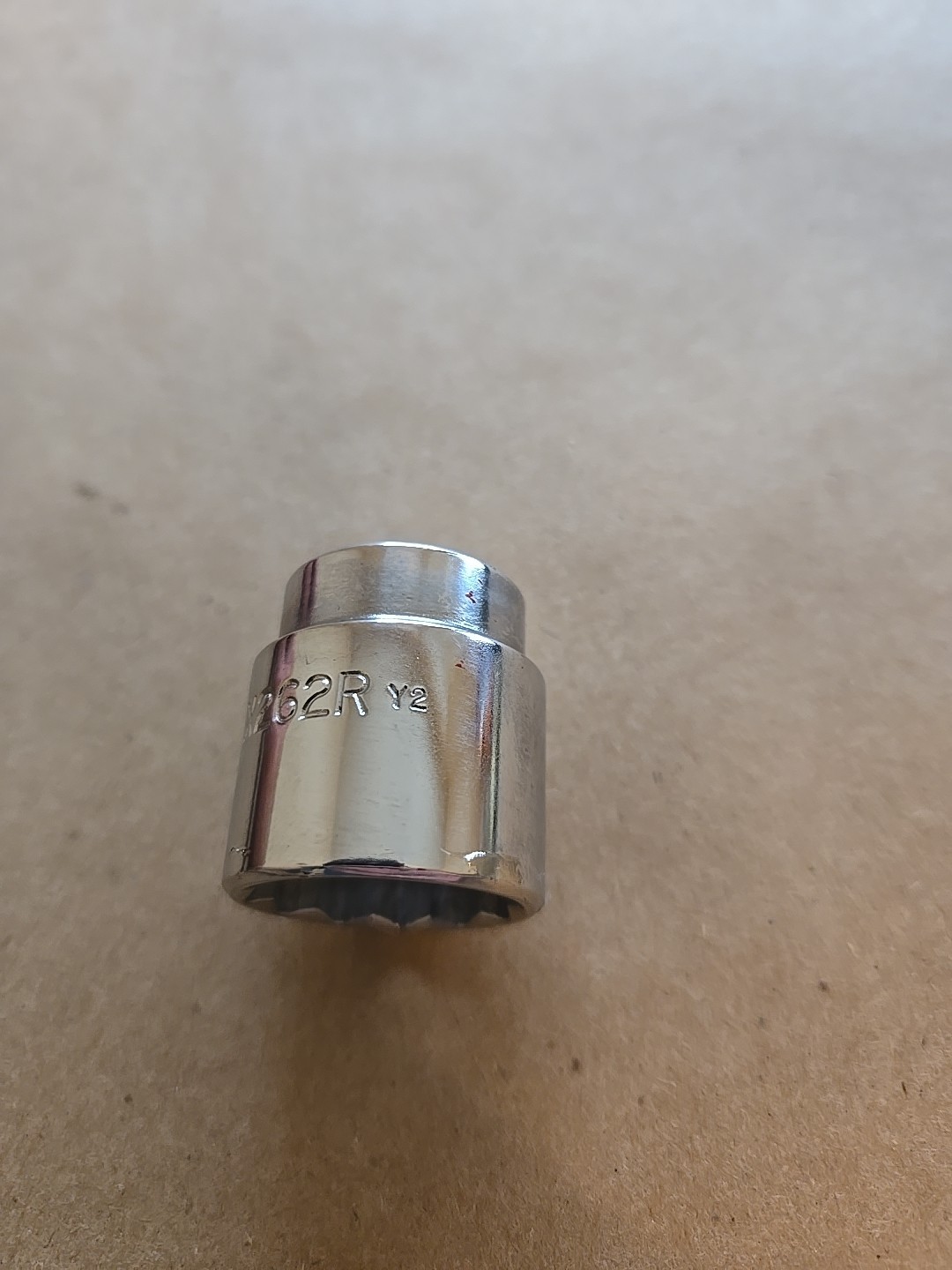 Mac Tools 3/8″ Drive 13/16″ 12PT SAE Shallow Chrome Socket USA X262R