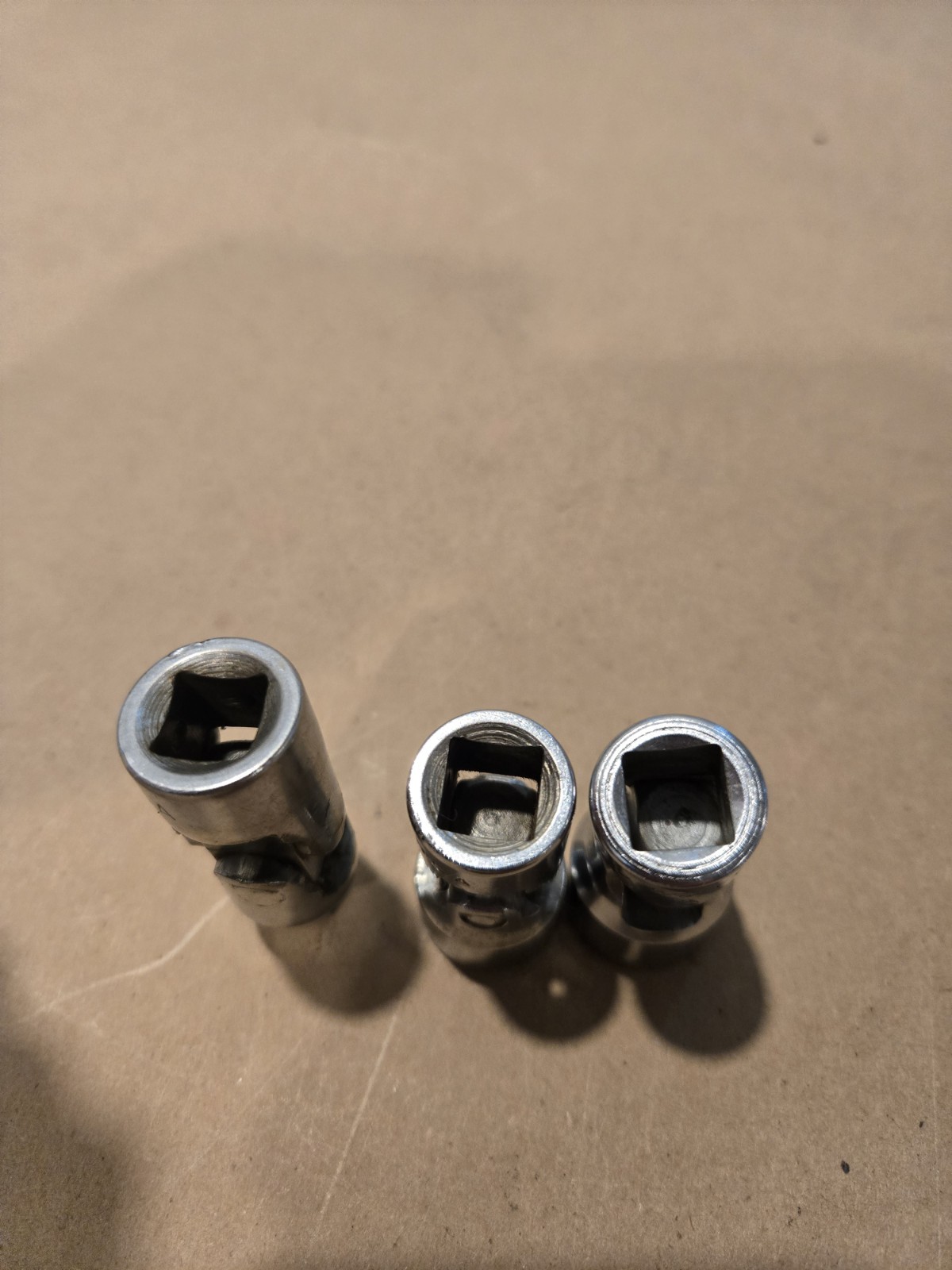 Snap On 3/8″ Drive 9/16″ 5/8″ Universal Swivel Sockets V Series Read Ad Lot Of 3