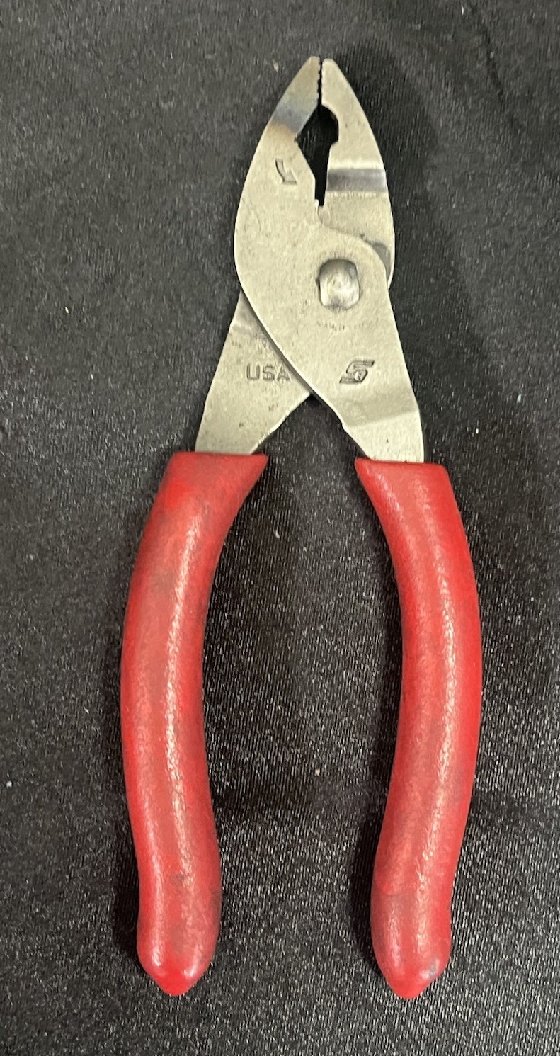 MAC Tools 13 Pc Plier/ Set With Bonus Snap On Pliers