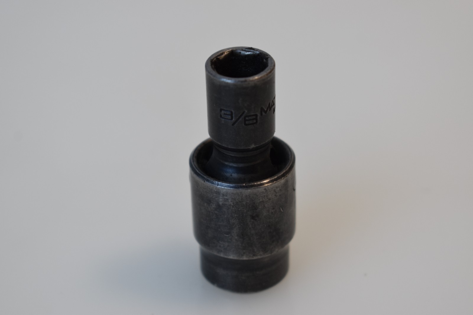 Matco Tools BUP126 3/8″ SAE Shallow Swivel Impact Socket 3/8″ Drive 6 Point