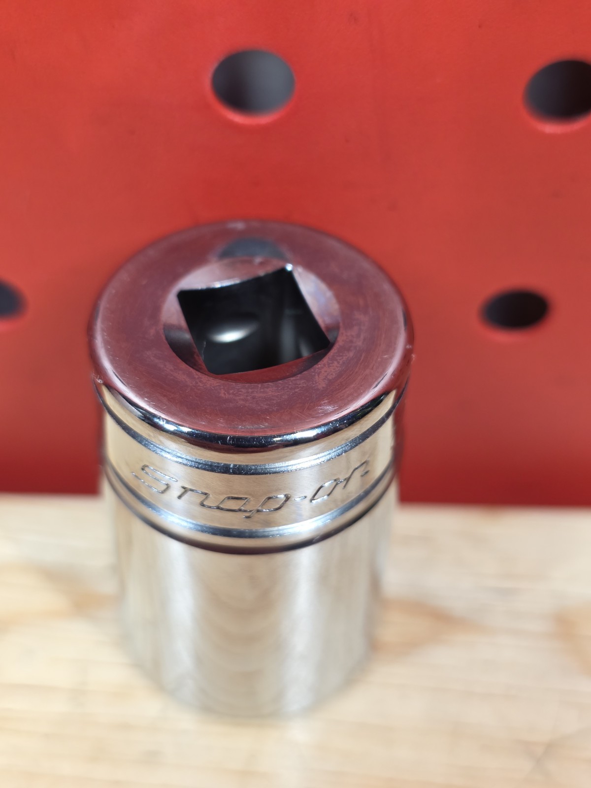 Snap-on Tools FDS251 25/32″ NICE 3/8″ Drive 12-Point SAE Semi-Deep Chrome Socket