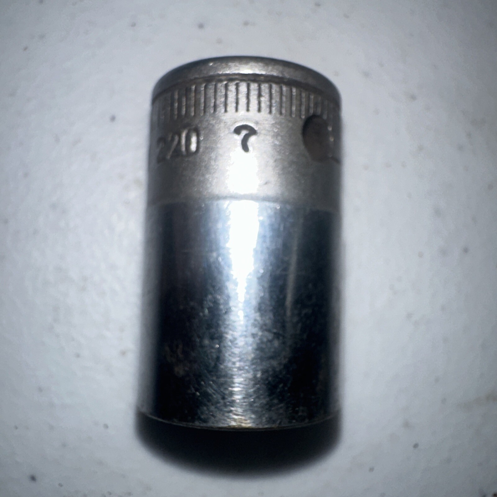 SNAP ON SW220 1/2″ Drive 12-Point SAE 11/16″ Shallow Standard Socket USA