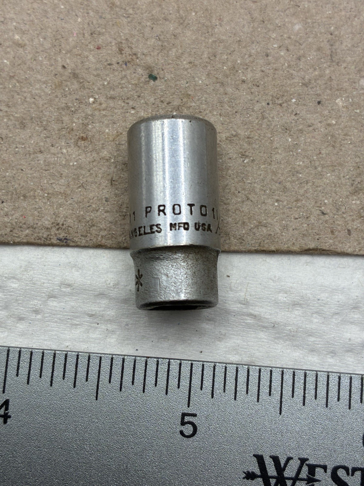 Vintage Proto 4711 11/32″ Socket 1/4″ Drive 6 Point Los Angeles USA
