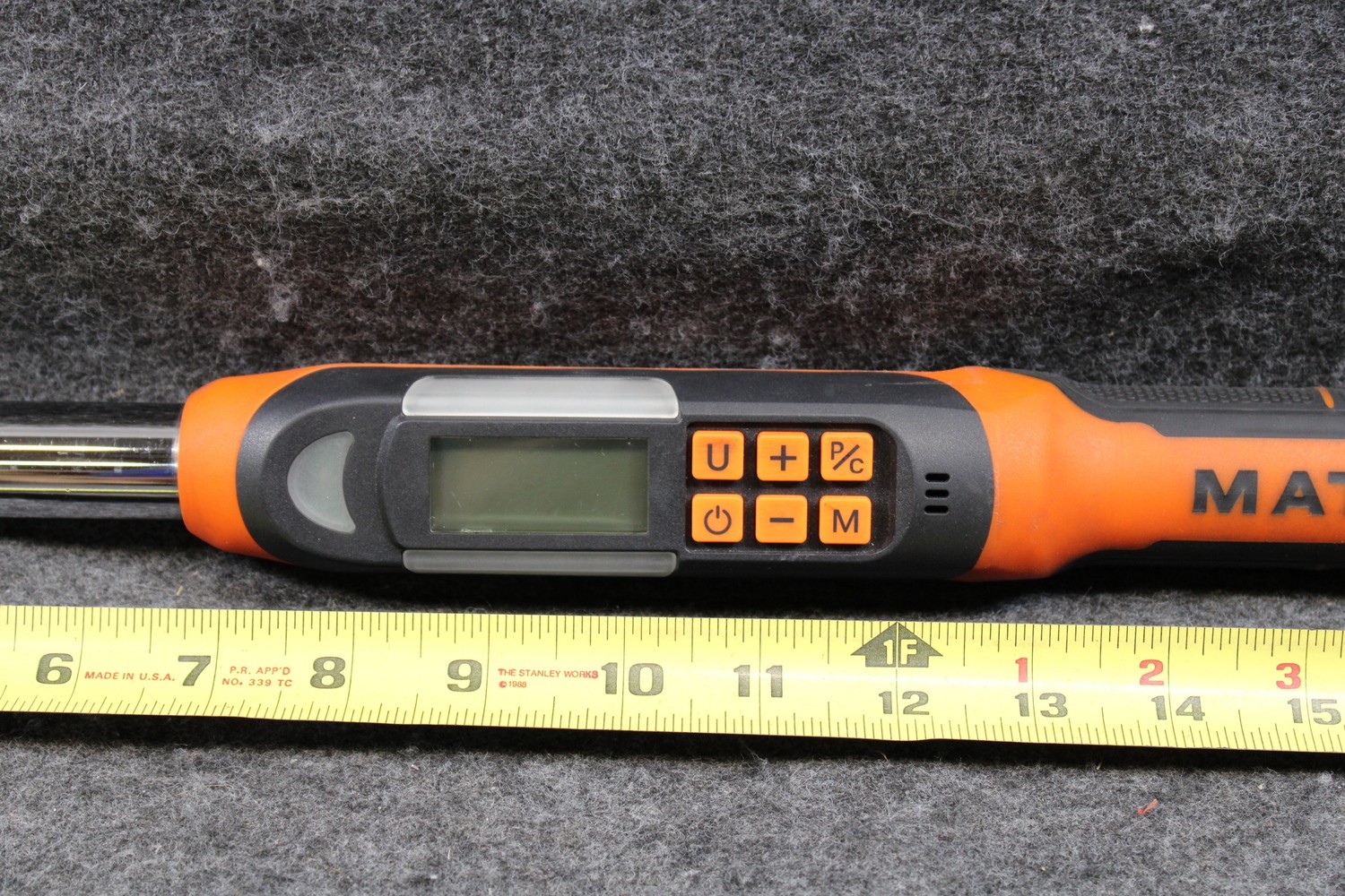 Matco Tools ETWB100FKBM 3/8″ Digital Torque Wrench 10-100LB/FT (463918)